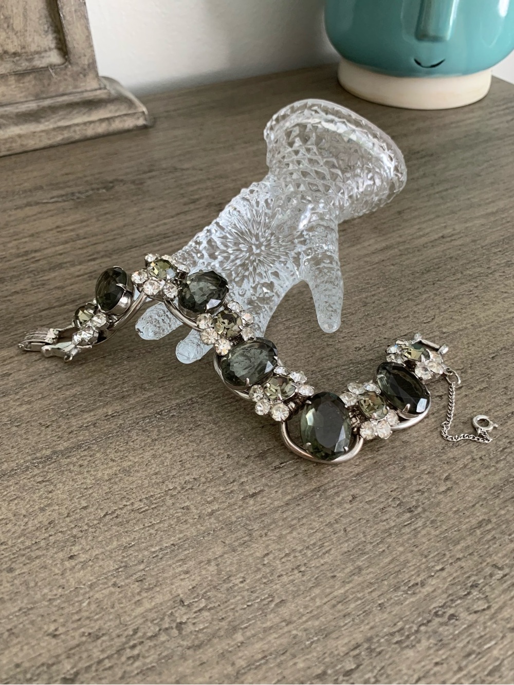 Vintage Juliana DeLizza Elster D&E Black Diamond Smoke Gray Clear Glass Bracelet